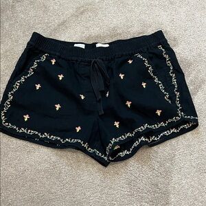 LOFT Outlet LINEN & COTTON Black Embroidered Floral Shorts Size Medium POCKETS